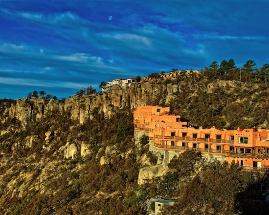 Les 10 hôtels les plus vertigineux 10 hotels les plus vertigineux Hotel Mirador Mexique 1 10-hotels-les-plus-vertigineux-Hotel-Mirador-Mexique-2