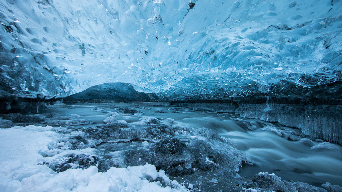 Des grottes d'Islande par Julien Ratel grottes d islande par julien ratel 2 grottes-d-islande-par-julien-ratel-2