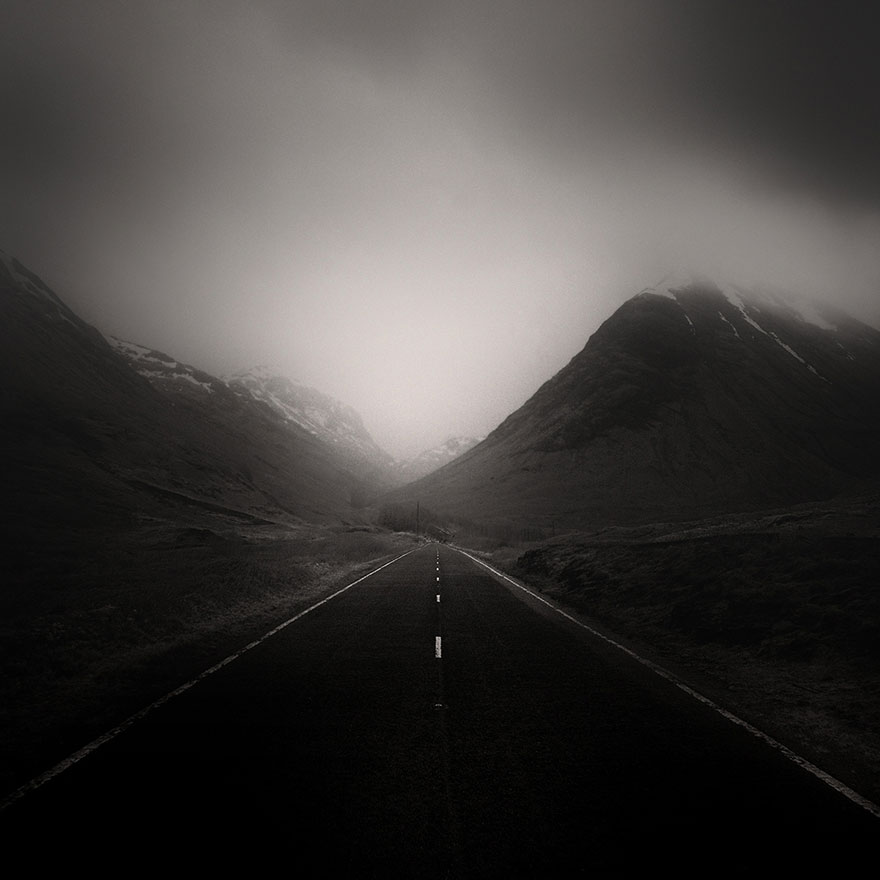 Les photos de routes isolées et sombres de Andy Lee roads routes isolees et sombres par andy lee 11 roads-routes-isolees-et-sombres-par-andy-lee-11