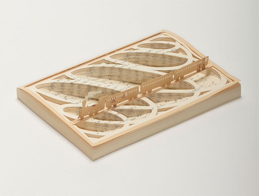 Sculptures de livres par Tomoko Takeda Tomoko Takeda sculptures de livres celebres 4 Tomoko-Takeda-sculptures-de-livres-celebres-4