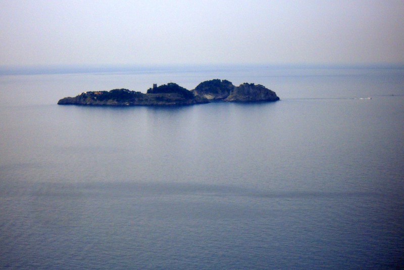 Li Galli - archipel en forme de dauphin li galli iles de sirenes archipel en forme de dauphin 2 li-galli-iles-de-sirenes-archipel-en-forme-de-dauphin-2