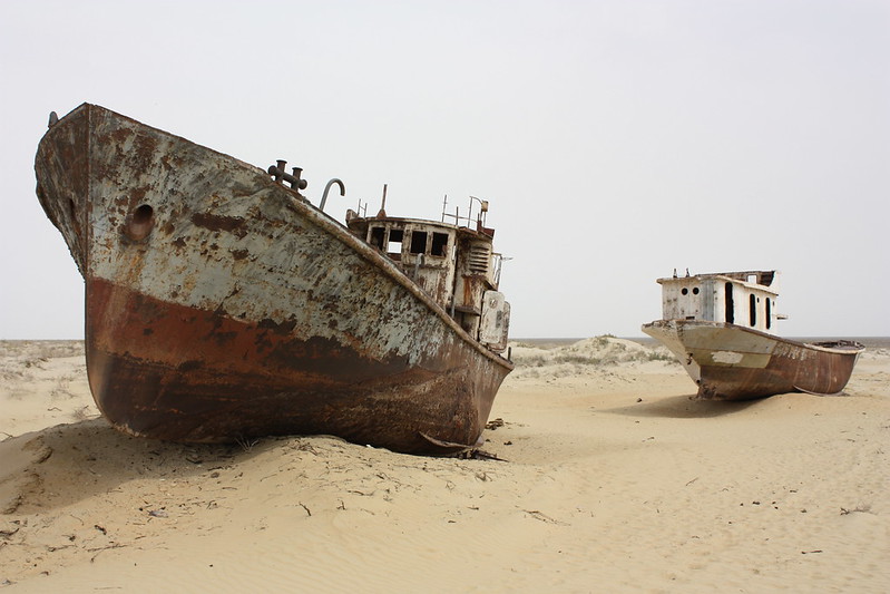 Mo'ynaq et son cimetière de bateaux dans le désert moy naq cimetiere de bateaux ouzbeskistan mer d aral 10 moy-naq-cimetiere-de-bateaux-ouzbeskistan-mer-d-aral-10