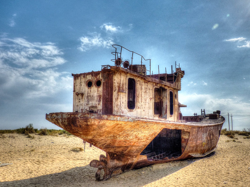 Mo'ynaq et son cimetière de bateaux dans le désert moy naq cimetiere de bateaux ouzbeskistan mer d aral 11 moy-naq-cimetiere-de-bateaux-ouzbeskistan-mer-d-aral-11