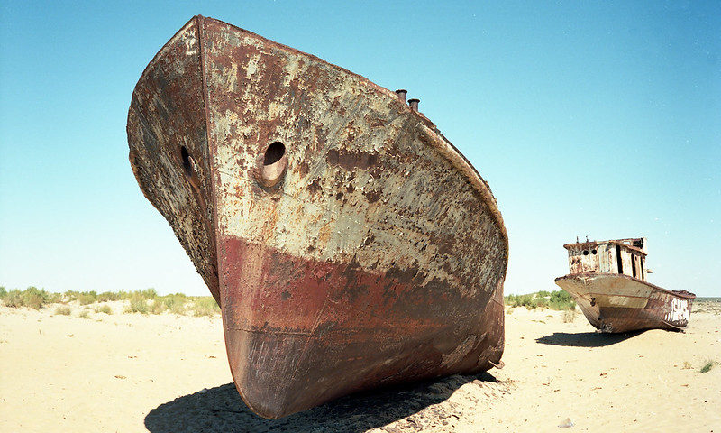 Mo'ynaq et son cimetière de bateaux dans le désert moy naq cimetiere de bateaux ouzbeskistan mer d aral 16 moy-naq-cimetiere-de-bateaux-ouzbeskistan-mer-d-aral-16