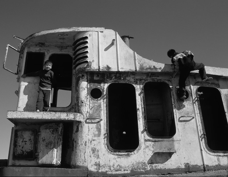 Mo'ynaq et son cimetière de bateaux dans le désert moy naq cimetiere de bateaux ouzbeskistan mer d aral 21 moy-naq-cimetiere-de-bateaux-ouzbeskistan-mer-d-aral-21