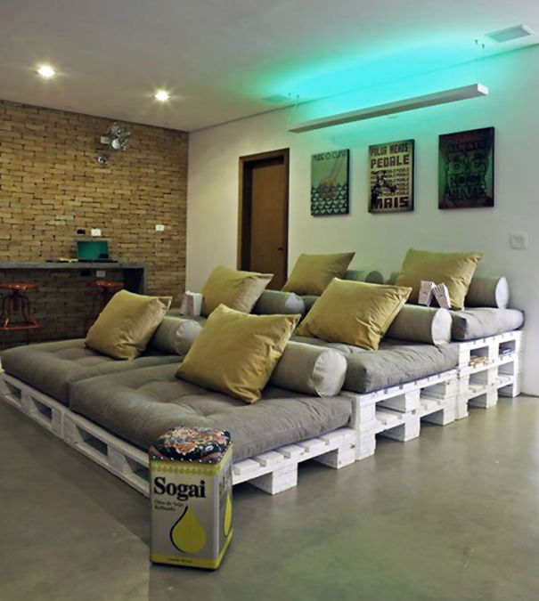 20 nouvelles idées de recyclage de vieux objets nouvelles idees de recyclage de vieux objets 3 palette home cinema nouvelles-idees-de-recyclage-de-vieux-objets-3-palette-home-cinema