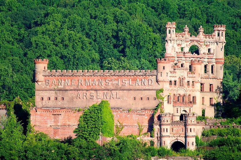 45 superbes endroits abandonnés 45 superbes endroits abandonnes 6 bannerman castle 45-superbes-endroits-abandonnes-6-bannerman-castle