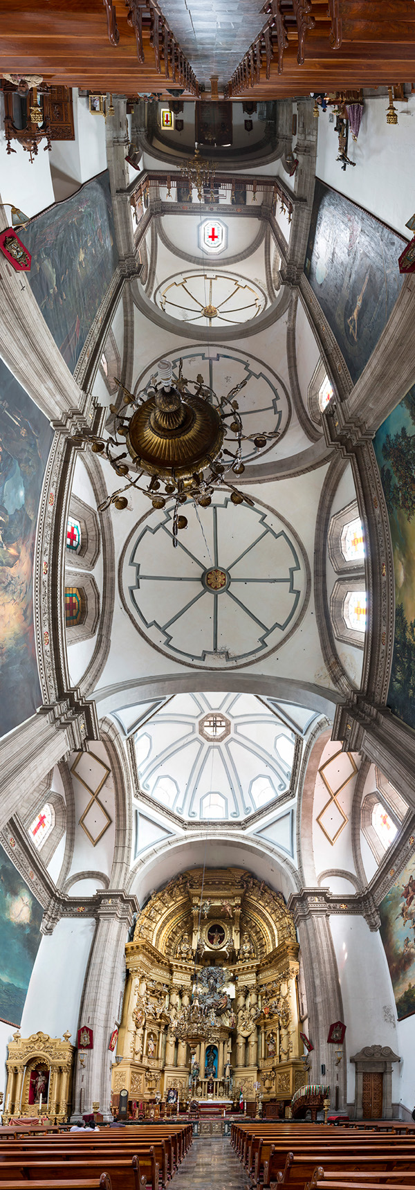 Des panoramas verticaux d'intérieurs d'églises par Richard Silver Panoramas verticaux d interieurs d eglises par Richard Silver 8 Panoramas verticaux d interieurs d eglises par Richard Silver 8