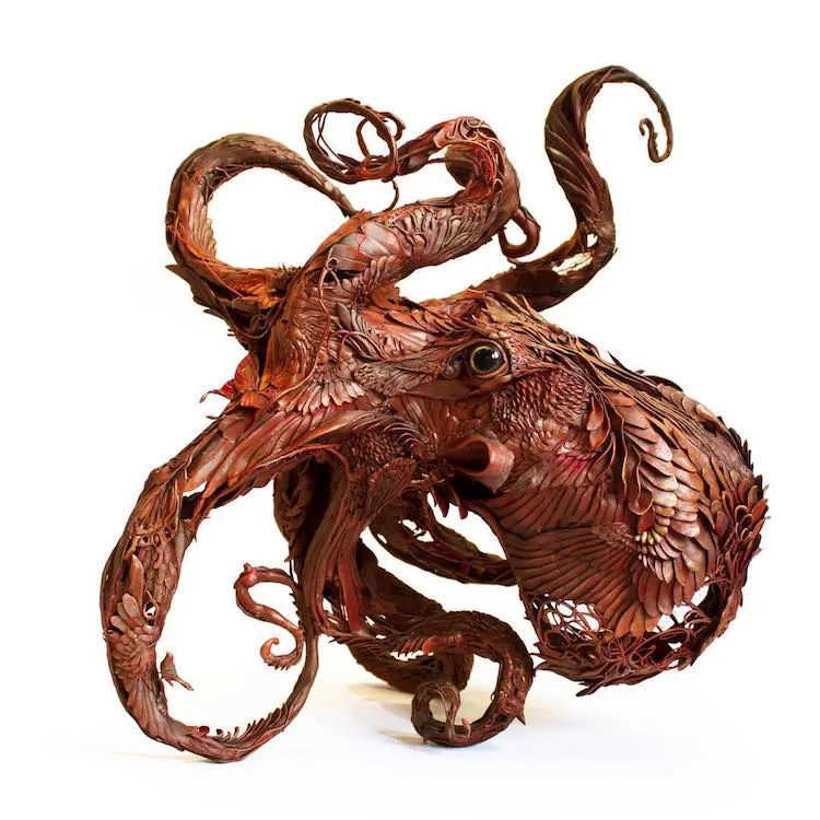 Les sculptures d'animaux surréalistes de Ellen Jewett de nouvelles sculptures surrealistes d animaux meles a de la flore de Ellen Jewett 1 de-nouvelles-sculptures-surrealistes-d-animaux-meles-a-de-la-flore-de-Ellen-Jewett-1