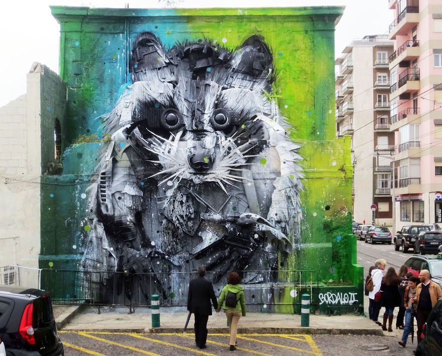 Des sculptures d'animaux avec des déchets par Artur Bordalo Des sculptures d animaux avec des dechets par Artur Bordalo 10 Des-sculptures-d-animaux-avec-des-dechets-par-Artur-Bordalo-10