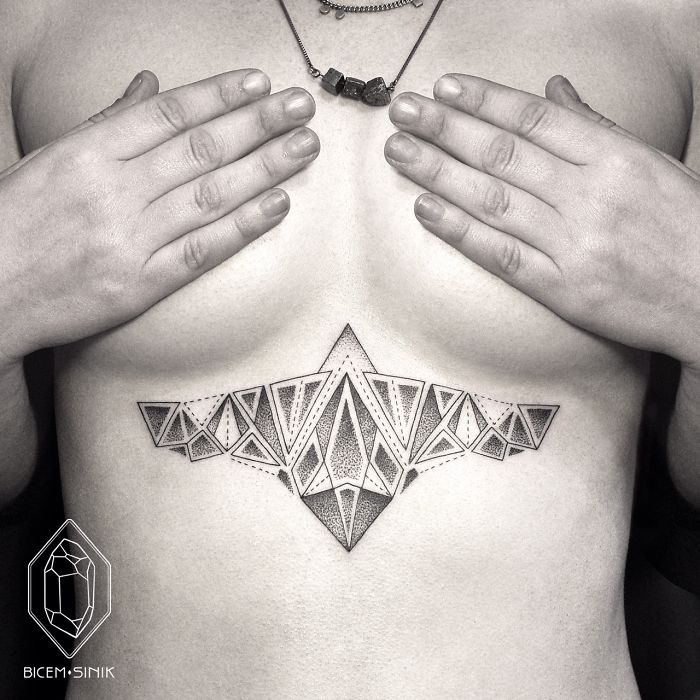 Les tatouages à base de lignes géométriques et de points de Bicem Sinik tatouages a base de lignes geometriques et de points de Bicem Sinik 24 tatouages-a-base-de-lignes-geometriques-et-de-points-de-Bicem-Sinik-24