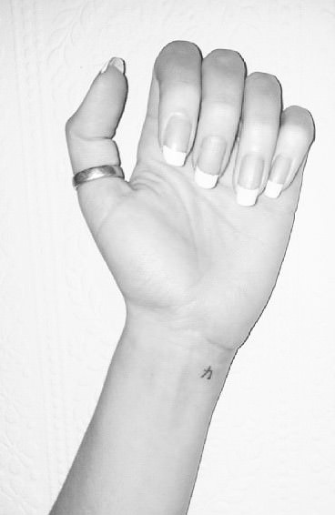 113 tatouages simples et élégants 114 tatouages simples et elegants 47 114-tatouages-simples-et-elegants-47