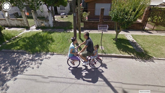30 photos insolites et marrantes de Google Street View 30 photos insolites et marrantes de Google Street View 17 30-photos-insolites-et-marrantes-de-Google-Street-View-17