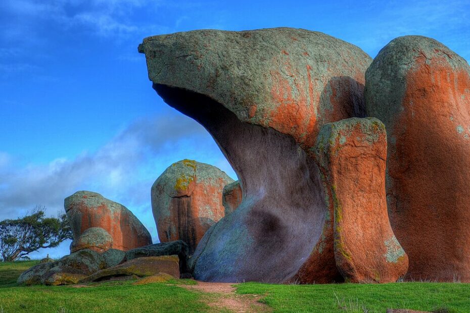 Murphy’s Haystacks : les étonnantes « meules de foin » de pierre d’Australie murphys haystacks meules foin pierre australie Murphy's Haystacks, formations de granite de la péninsule d'Eyre en Australie