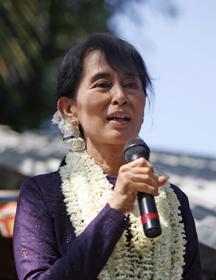30 femmes exceptionnelles qui ont changé le monde 30 femmes exceptionnelles qui ont changé le monde 25 30-femmes-exceptionnelles-qui-ont-changé-le-monde-25-Aung San Suu Kyi