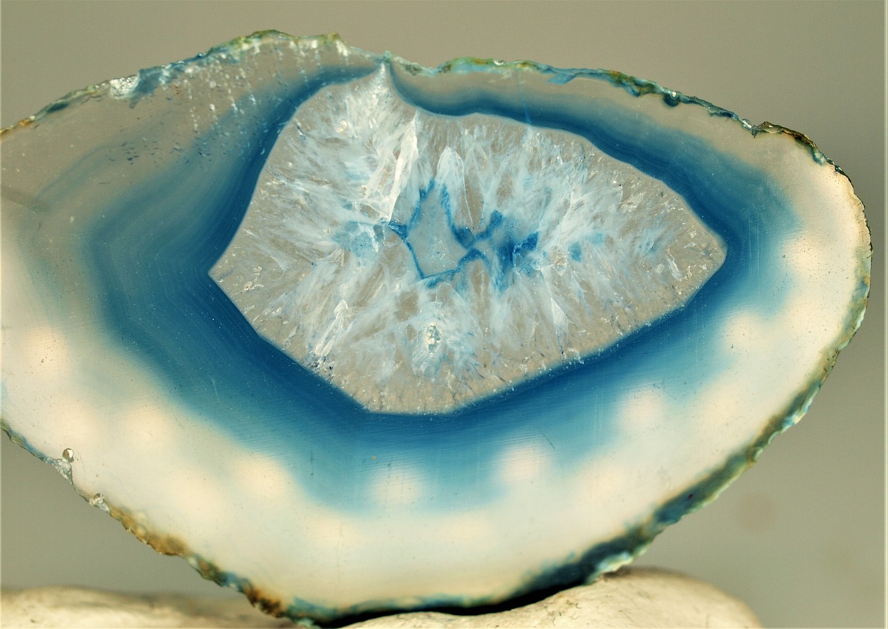 Agate paysage: des formes de paysage dans des pierres Agate paysage des formes de paysage dans des pierres 1 Agate-paysage-des-formes-de-paysage-dans-des-pierres-1