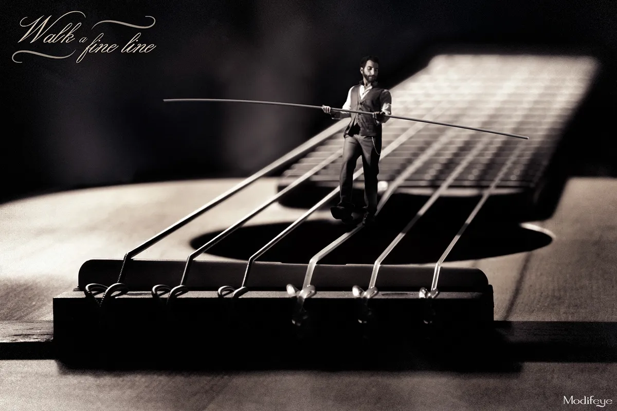 Les images surréalistes de Modifeye Les images surrealistes de Modifeye 9 giant instruments guitare Les-images-surrealistes-de-Modifeye-9-giant-instruments-guitare