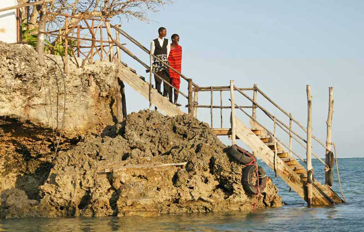 The Rock: restaurant sur un rocher dans l'océan indien the Rock restaurant sur un rocher dans l ocean indien 5 the-Rock-restaurant-sur-un-rocher-dans-l-ocean-indien-5