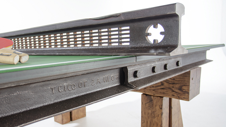 Une table de ping-pong en rails recyclés une table de ping pong en rails recycles 2 une-table-de-ping-pong-en-rails-recycles-2