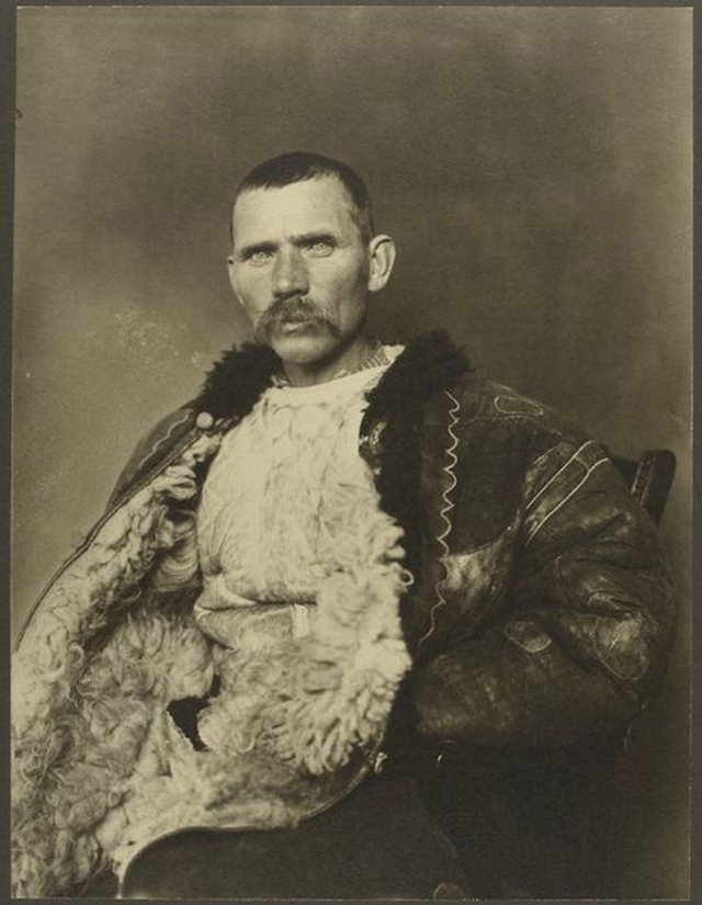 Portraits d'immigrants à Ellis Island (USA) entre 1892 et 1925 Portraits d immigrants a Ellis Island USA entre 1892 et 1925 24 Portraits-d-immigrants-a-Ellis-Island-USA-entre-1892-et-1925-24