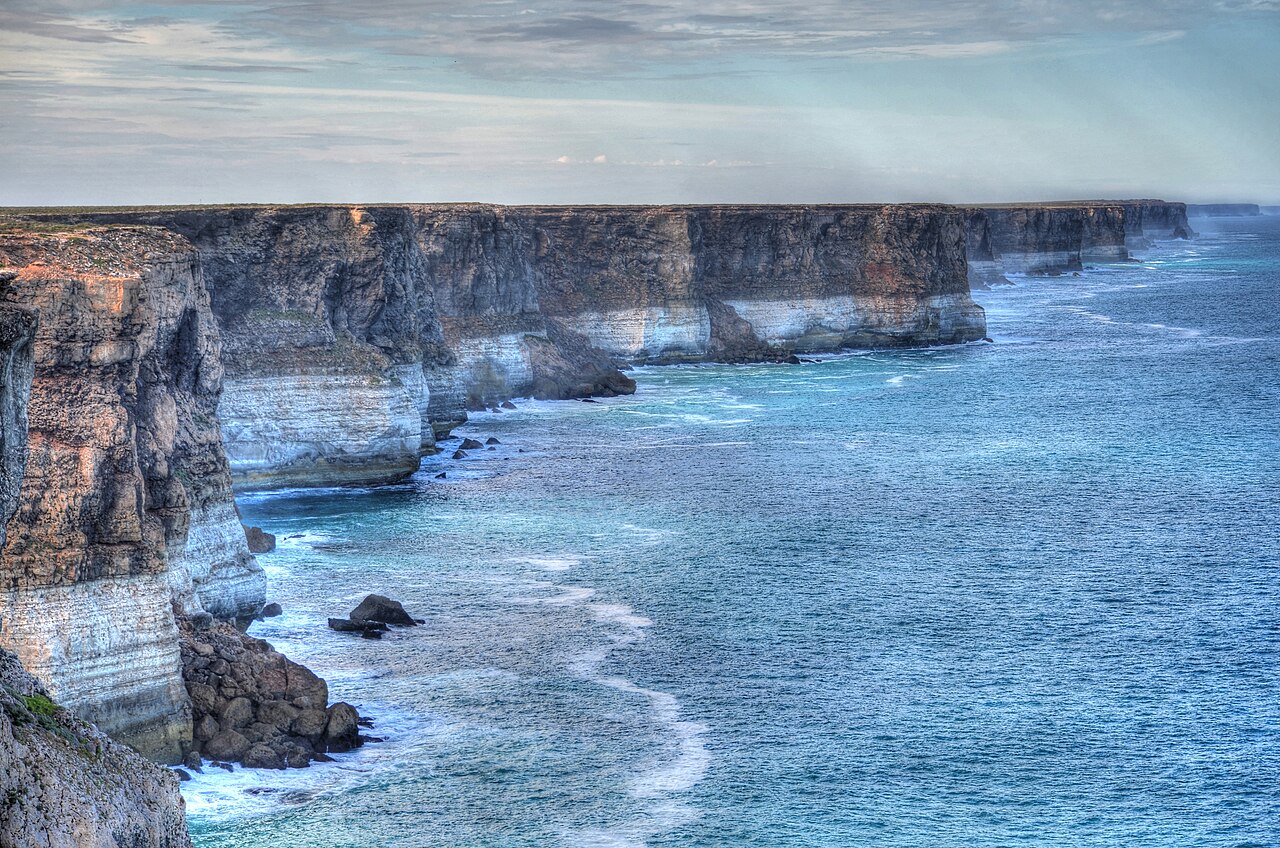 Les Bunda Cliffs en Australie Bunda Cliffs dominant la Great Australian Bight en Australie