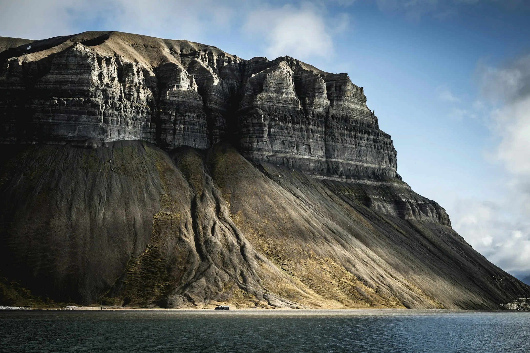 Les 20 plus belles falaises du monde les 20 plus belles falaises du monde svalbard norvege les-20-plus-belles-falaises-du-monde-svalbard-norvege