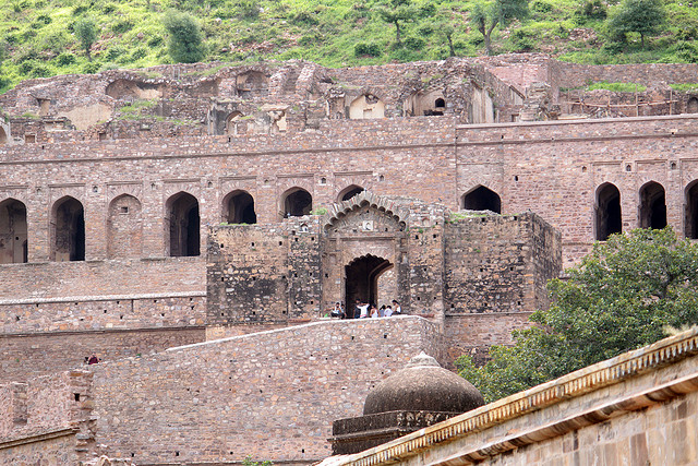 La ville fantôme de Bhangarh, la plus hantée d'Inde La ville fantome de Bhangarh la plus hantee d Inde 12 La-ville-fantome-de-Bhangarh-la-plus-hantee-d-Inde-12