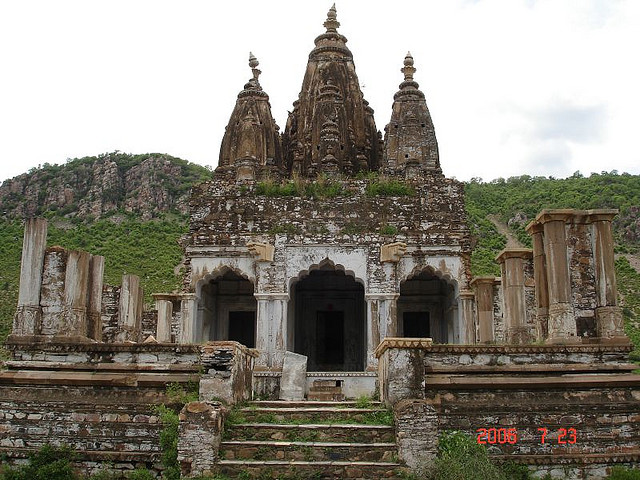 La ville fantôme de Bhangarh, la plus hantée d'Inde La ville fantome de Bhangarh la plus hantee d Inde 19 La-ville-fantome-de-Bhangarh-la-plus-hantee-d-Inde-19