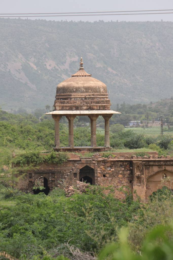 La ville fantôme de Bhangarh, la plus hantée d'Inde La ville fantome de Bhangarh la plus hantee d Inde 8 La-ville-fantome-de-Bhangarh-la-plus-hantee-d-Inde-8