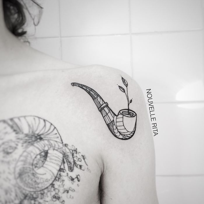 Les tatouages à base de formes géométriques de Nouvelle Rita Les tatouages a base de formes geometriques de Nouvelle Rita 14 Les-tatouages-a-base-de-formes-geometriques-de-Nouvelle-Rita-14