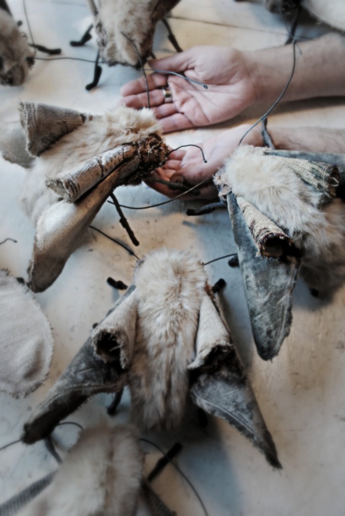 Les sculptures textiles de Mister Finch Les sculptures textiles de Mister Finch 12 Les-sculptures-textiles-de-Mister-Finch-12