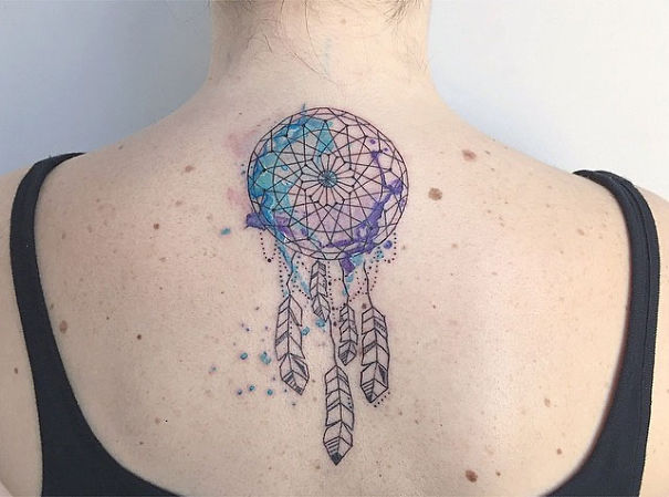 Les tatouages aquarelles et géométriques de Baris Yesilbas Les tatouages aquarelles et geometriques de Baris Yesilbas 23 Les-tatouages-aquarelles-et-geometriques-de-Baris-Yesilbas-23