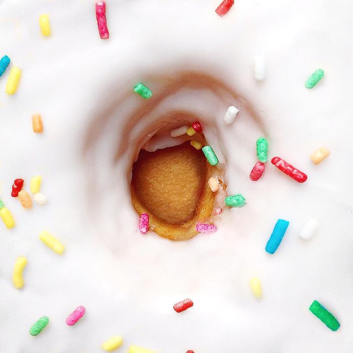 Les images surréalistes mélangeant consumérisme et pop-culture de Tony Futura les images surrealistes melangeant consumerisme et pop culture de Tony Futura 30 les-images-surrealistes-melangeant-consumerisme-et-pop-culture-de-Tony-Futura-30