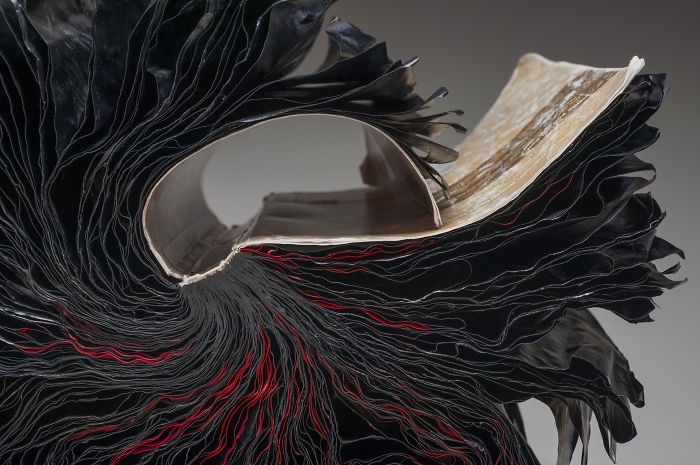 Les sculptures de livres de Jacqueline Rush Lee sculptures de livres de Jacqueline Rush Lee 4 sculptures-de-livres-de-Jacqueline-Rush-Lee-4