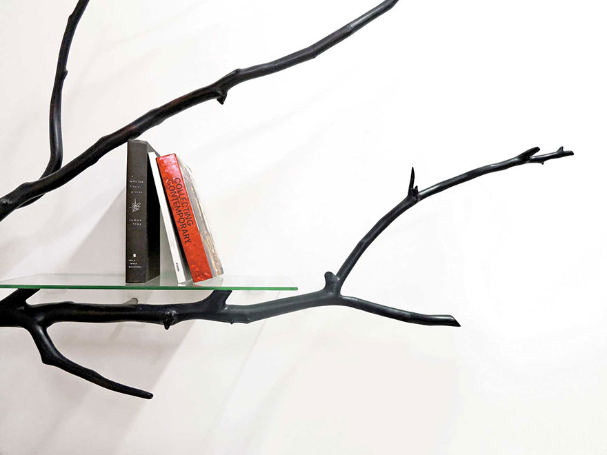 Une branche d'arbre en étagère par Sebastian Errazuriz une branche d arbre en etagere par Sebastian Errazuriz 4 une-branche-d-arbre-en-etagere-par-Sebastian-Errazuriz-4