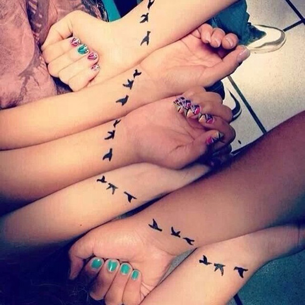 40 tatouages de soeurs 36 tatouages de soeurs montrer sa sororite 2 36-tatouages-de-soeurs-montrer-sa-sororite-2