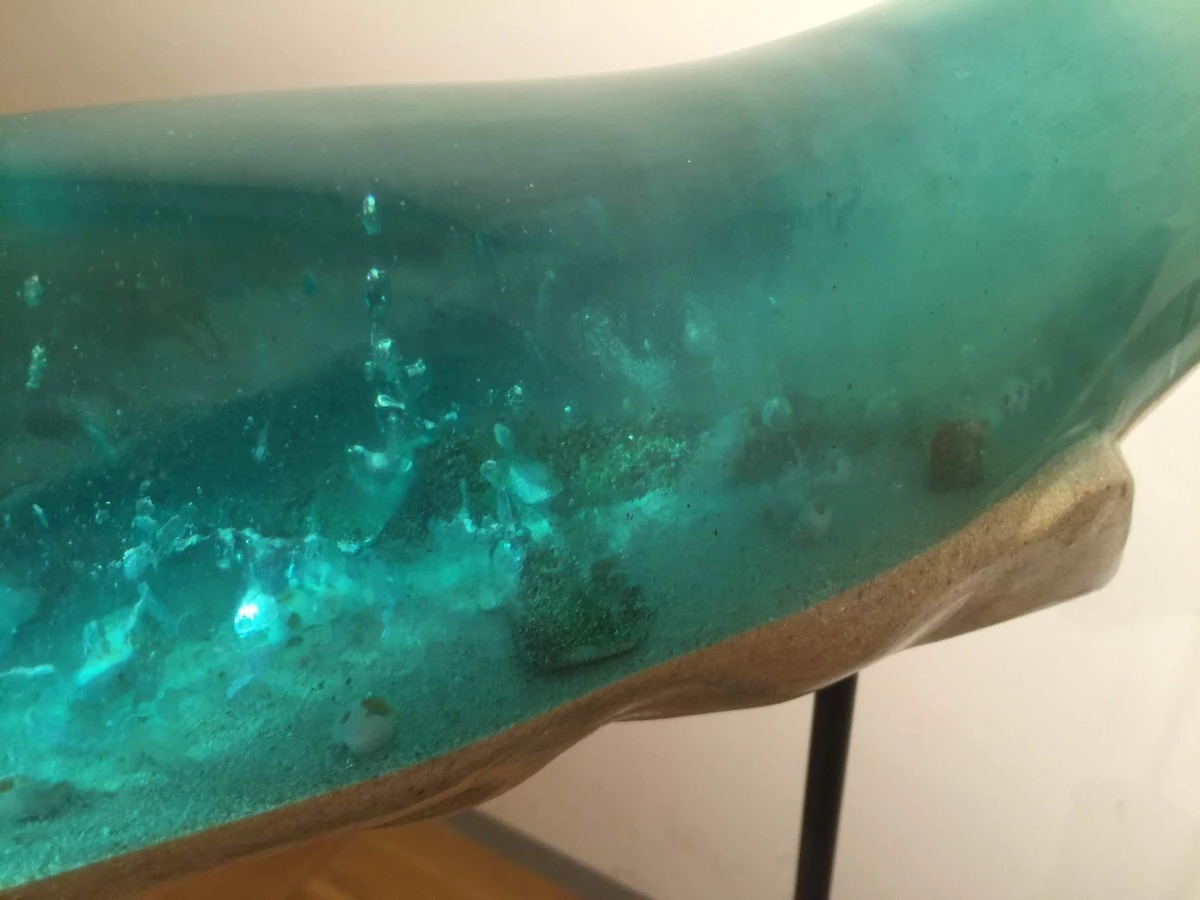 Des épaves dans des baleines pour représenter les 6 royaumes du Bouddhisme Des epaves dans des baleines pour representer les 6 royaumes du Bouddhisme 8 Des-epaves-dans-des-baleines-pour-representer-les-6-royaumes-du-Bouddhisme-8