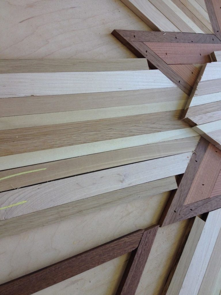 Le recyclage de vieilles planches en tables et autres par madebywoodhand Le recyclage de vieilles planches en tables et autres par madebywoodhand 4 Le-recyclage-de-vieilles-planches-en-tables-et-autres-par-madebywoodhand-4