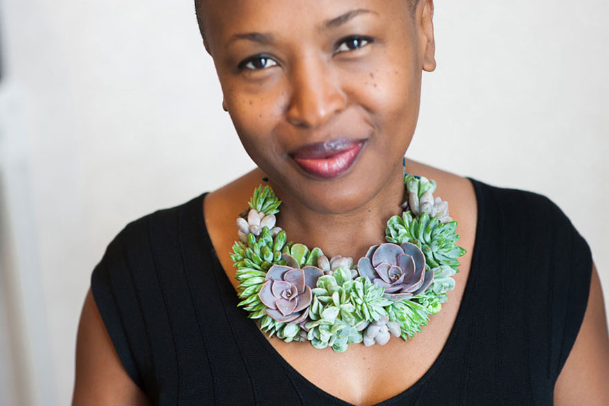 Les bijoux de plantes grasses vivantes de Susan McLeary Les bijoux de plantes grasses de Susan McLeary 5 Les-bijoux-de-plantes-grasses-de-Susan-McLeary-5
