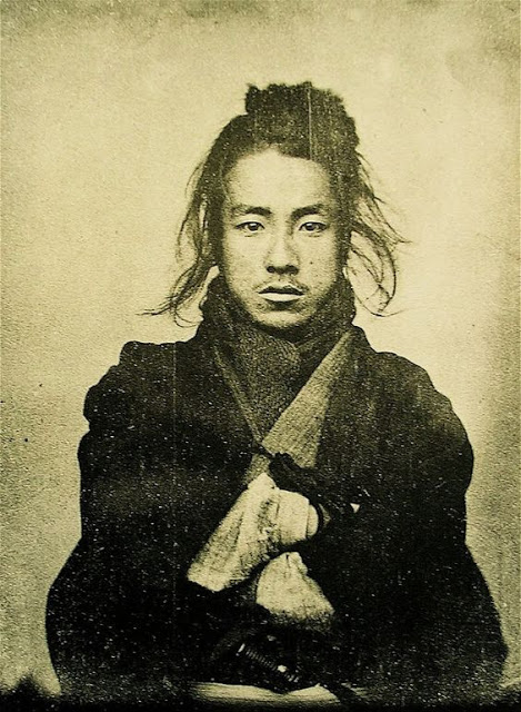 24 portraits de samouraïs du 19ème siècle 24 portraits de samourais des annees 1800 20 24-portraits-de-samourais-des-annees-1800-20
