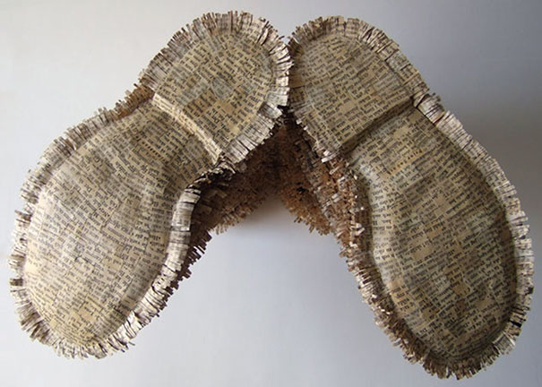 Le recyclage de papier de vieux livres en objets par Cecilia Levy Le recyclage de papier de vieux livres en objets par Cecilia Levy 15 Le-recyclage-de-papier-de-vieux-livres-en-objets-par-Cecilia-Levy-15