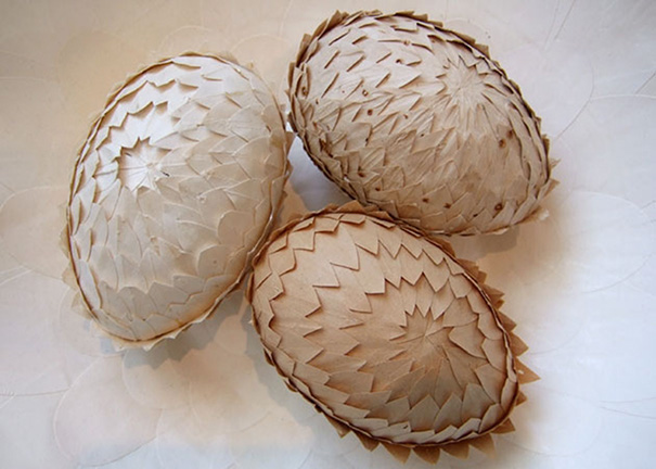 Le recyclage de papier de vieux livres en objets par Cecilia Levy Le recyclage de papier de vieux livres en objets par Cecilia Levy 18 Le-recyclage-de-papier-de-vieux-livres-en-objets-par-Cecilia-Levy-18