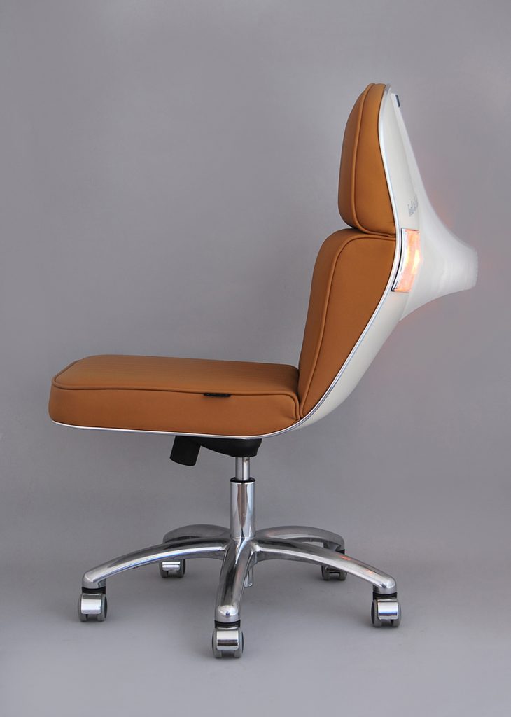 Le scooter chaise - recyclage de vieux scooters vespa en chaise de bureau Le scooter chaise recyclage de vieux scooters vespa en chaise de bureau 16 Le-scooter-chaise-recyclage-de-vieux-scooters-vespa-en-chaise-de-bureau-16