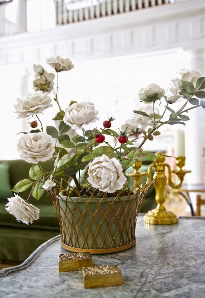 Les délicates fleurs de porcelaine de Vladimir Kanevsky Les delicates fleurs de porcelaine de Vladimir Kanevsky 8 Les-delicates-fleurs-de-porcelaine-de-Vladimir-Kanevsky-8