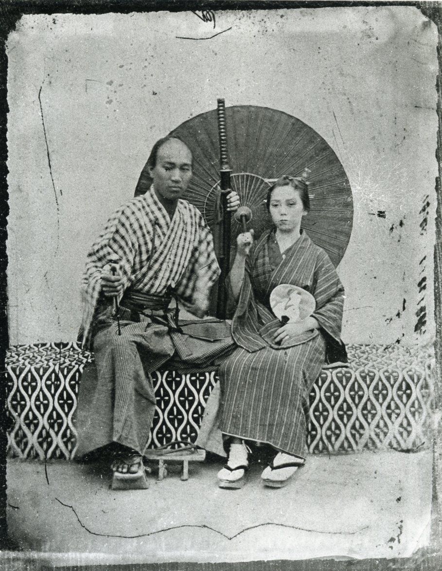 Samouraï photographié à Kyoto en 1867 Portrait d’un samouraï japonais photographié à Kyoto en 1867