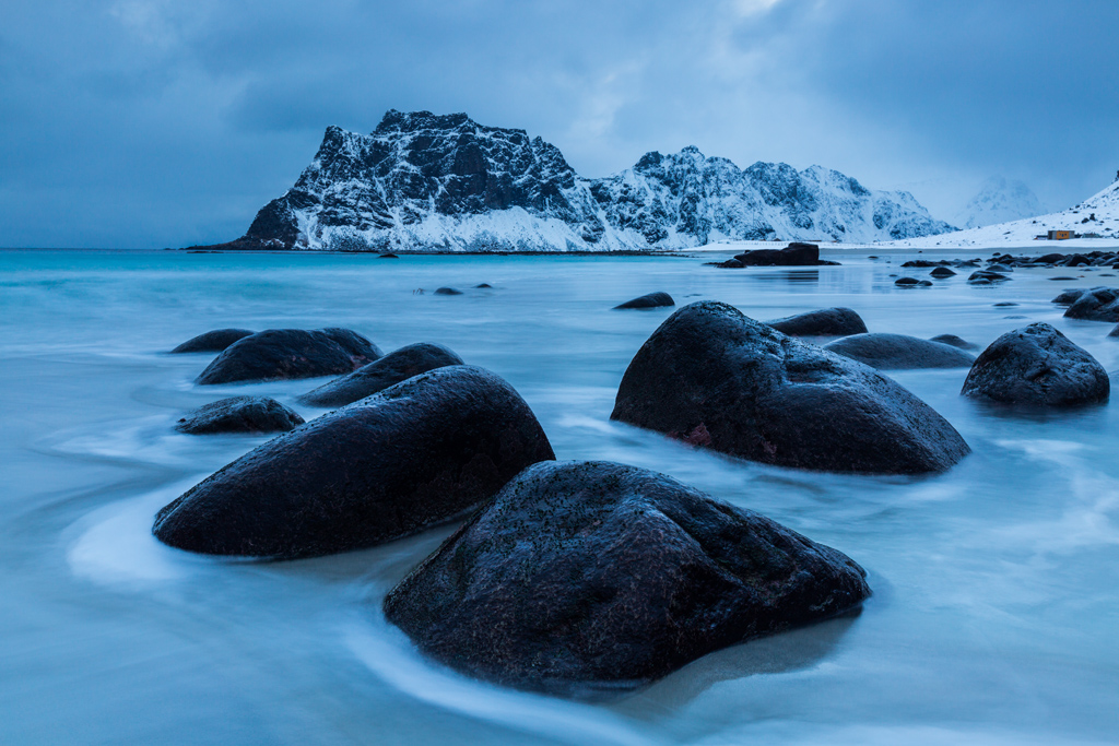 Une semaine en hiver à Lofoten en Norvège par Mikołaj Gospodarek une semaine en hiver a Lofoten en Norvege par Mikołaj Gospodarek 17 une-semaine-en-hiver-a-Lofoten-en-Norvege-par-Mikołaj-Gospodarek-17