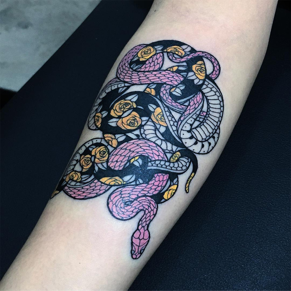 Les tatouages de serpents noirs et blancs de Mirko Sata de nouveaux tatouages de serpents par Mirko Sata 6 de-nouveaux-tatouages-de-serpents-par-Mirko-Sata-6