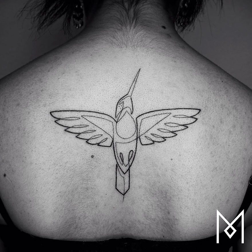 Les tatouages minimalistes linéaires de Mo Ganji de nouveaux tatouages minimalistes lineaires par Mo Ganji 9 de-nouveaux-tatouages-minimalistes-lineaires-par-Mo-Ganji-9