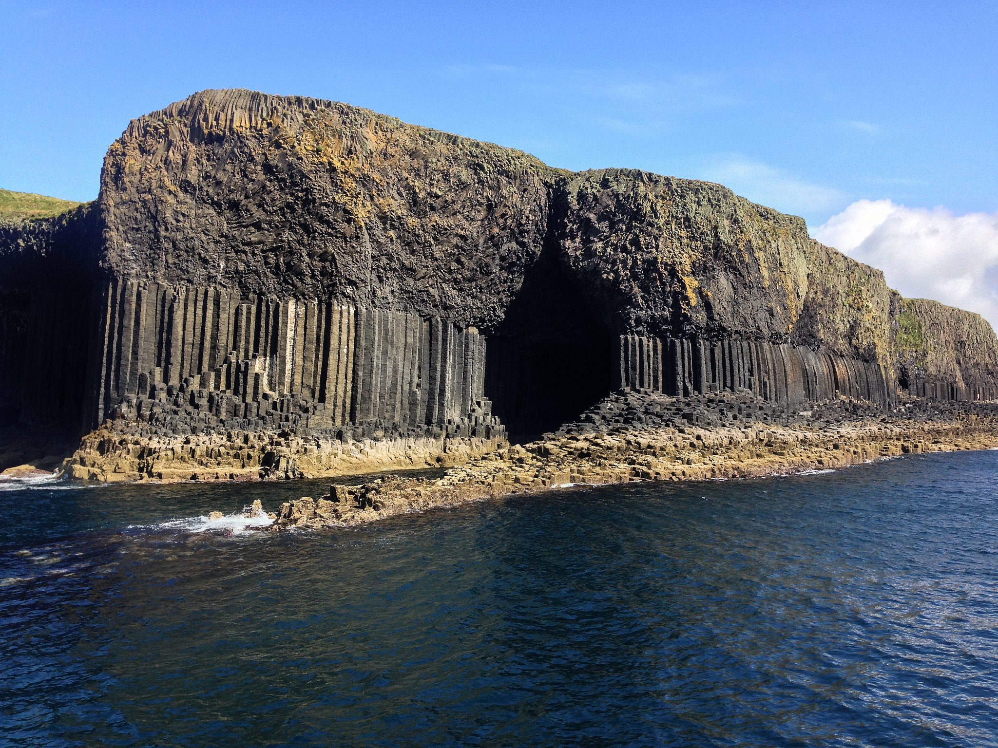 La grotte de Fingal la grotte de fingal ecosse staffa 2 la-grotte-de-fingal-ecosse-staffa-2