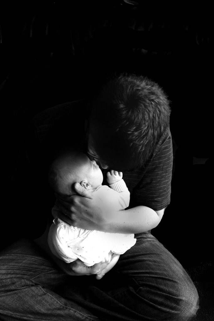 20 magnifiques photos de papas et leur bébé 20 magnifiques photos de papas et leur bebe 3 20-magnifiques-photos-de-papas-et-leur-bebe-3